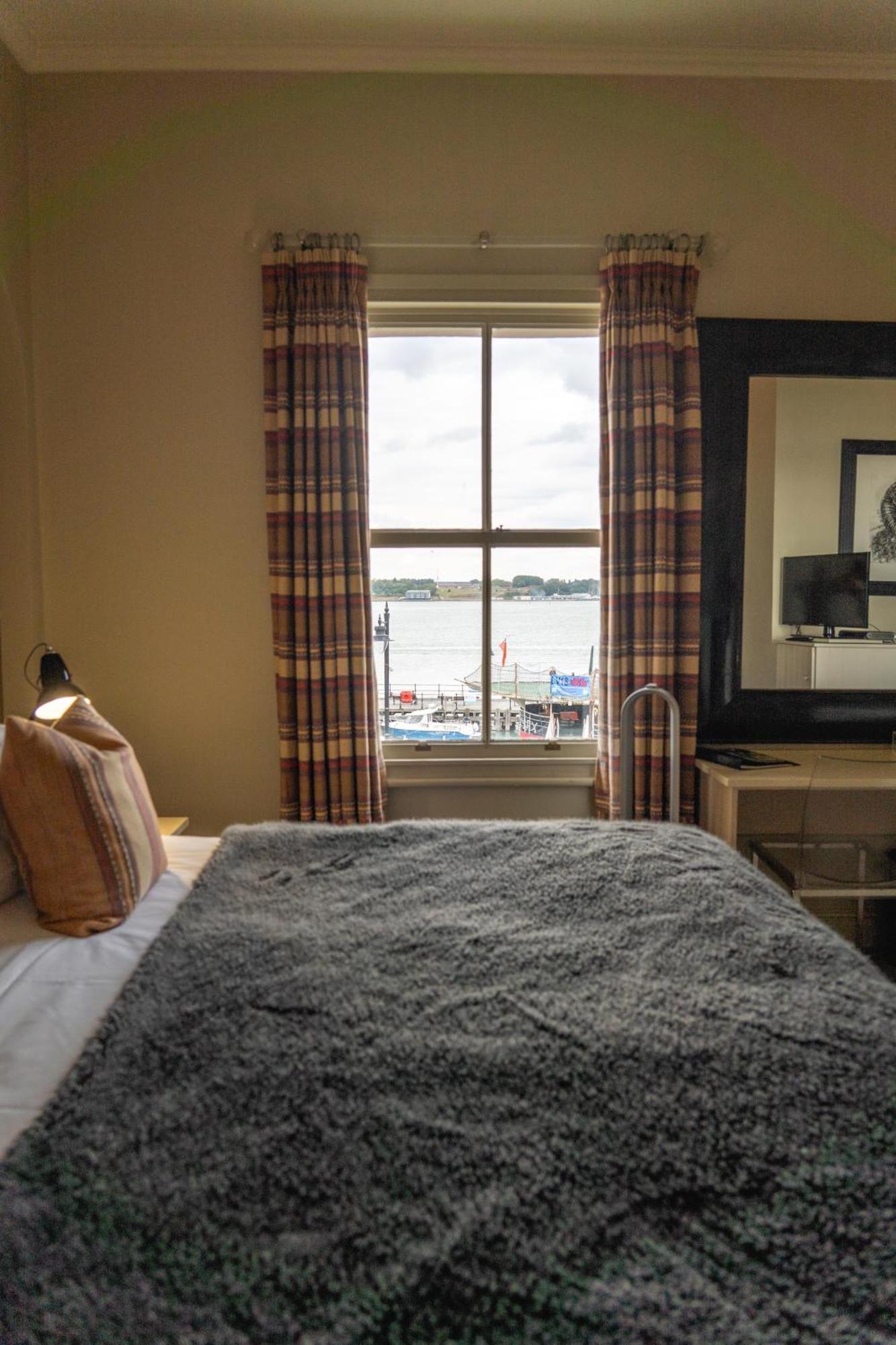 The Pier Hotel ハリッジ エクステリア 写真