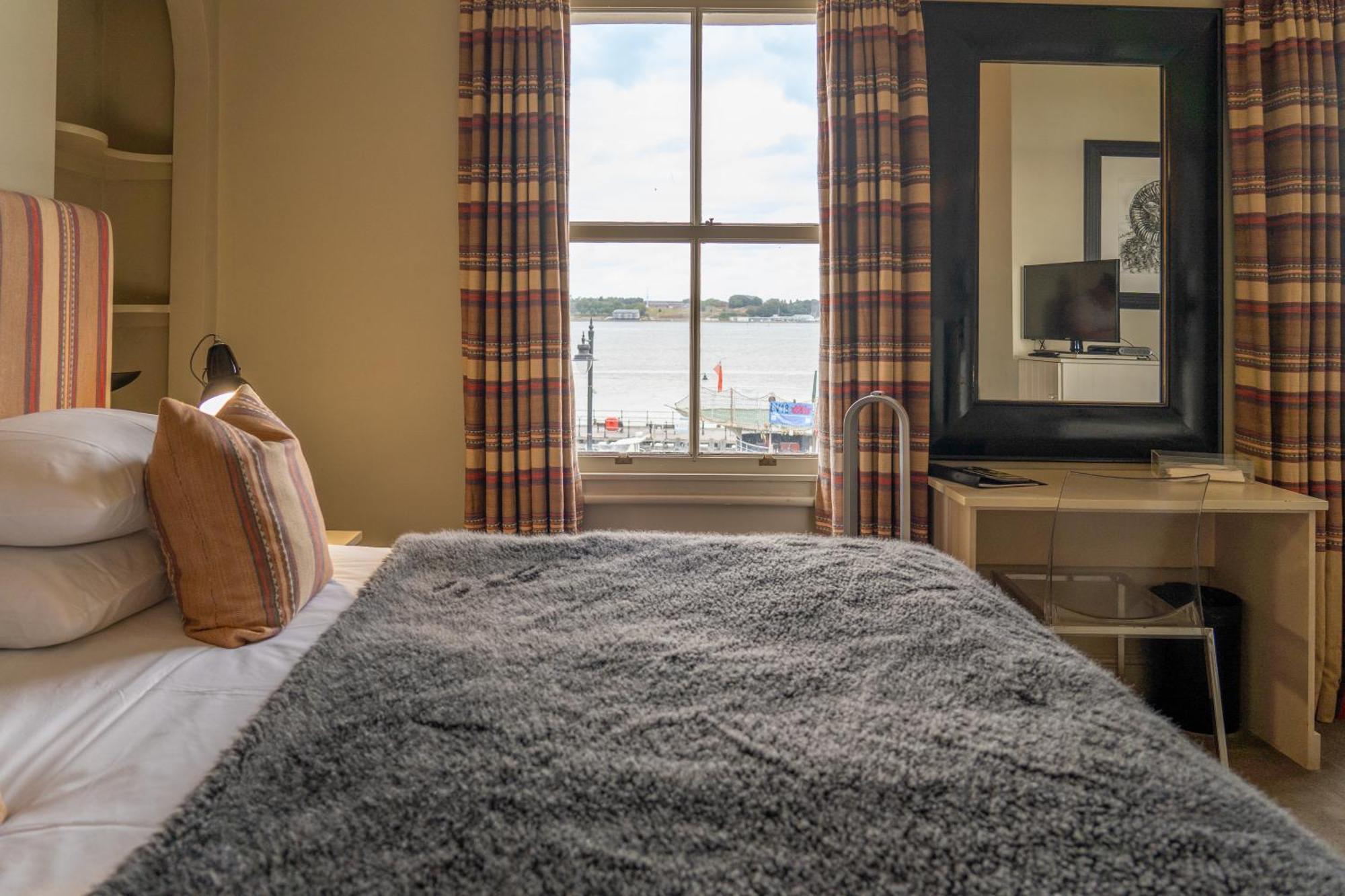 The Pier Hotel ハリッジ エクステリア 写真